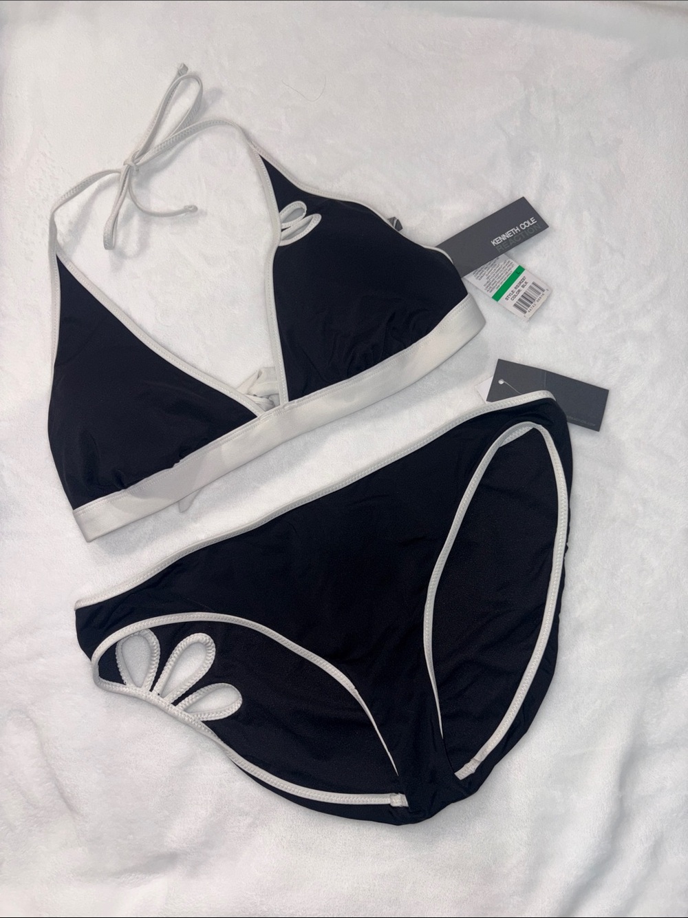 Kenneth Cole Reaction NWT Black White Laser Cut Out Petal Bikini Set Large L